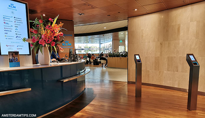 klm crown lounge 25 entry