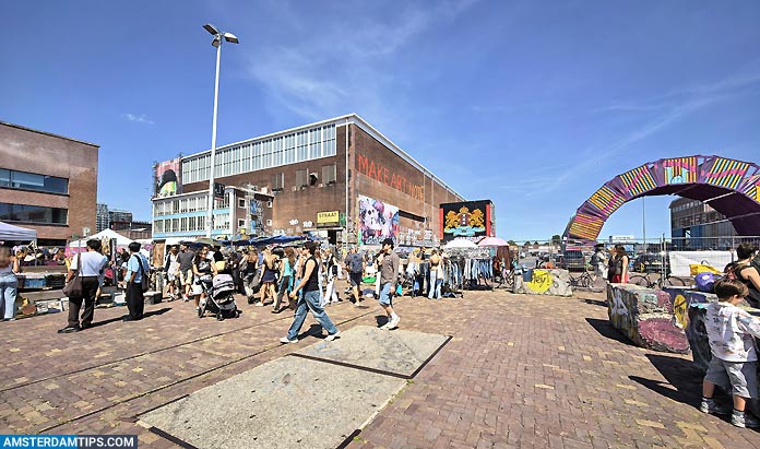 ij-hallen market amsterdam - entrance area