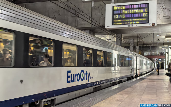 Rotterdam-bound Eurocity train (Brussels-Rotterdam) at Antwerp