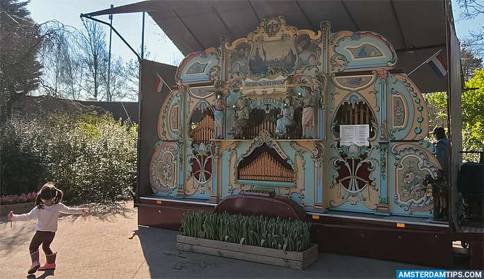 dutch organ at irene pavilion, keukenhof