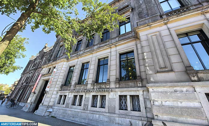 allard pierson museum building and entrance