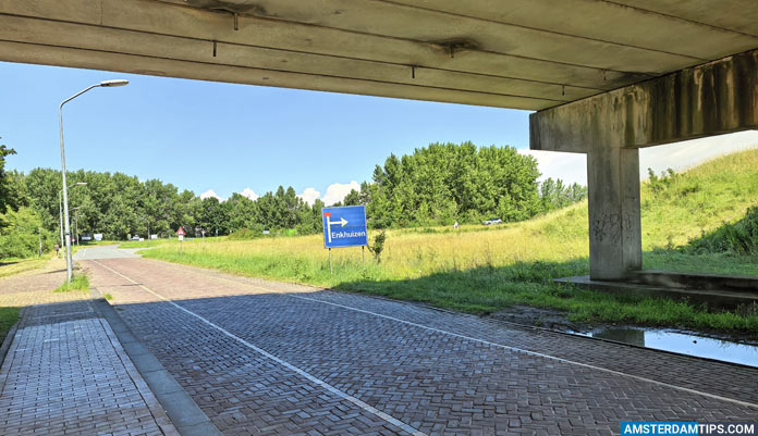 Houtribsluisbrug underpass in lelystad