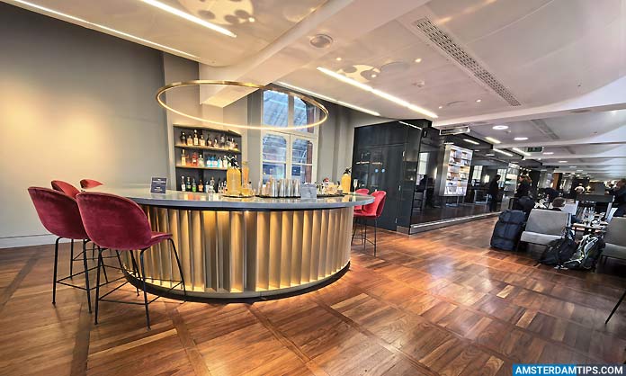 eurostar premier lounge london st pancras - cocktail bar