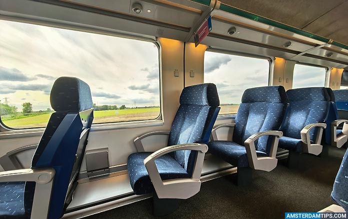 eurocity train solo seats 1st class - side view