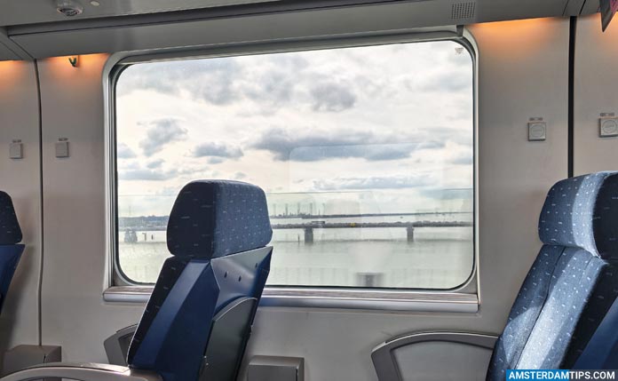 eurocity train windows